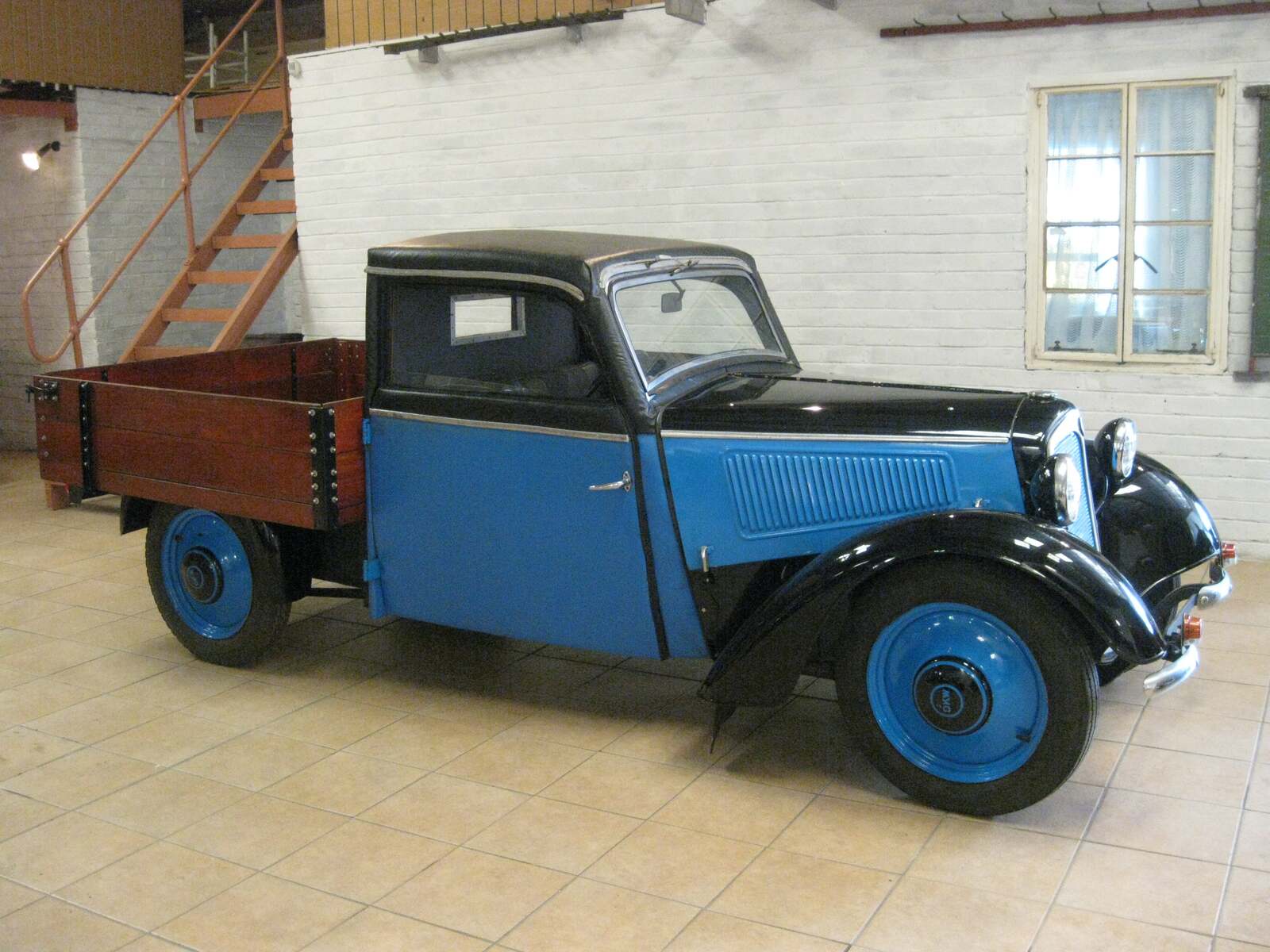 19 37 d.k.w. coupe utility
