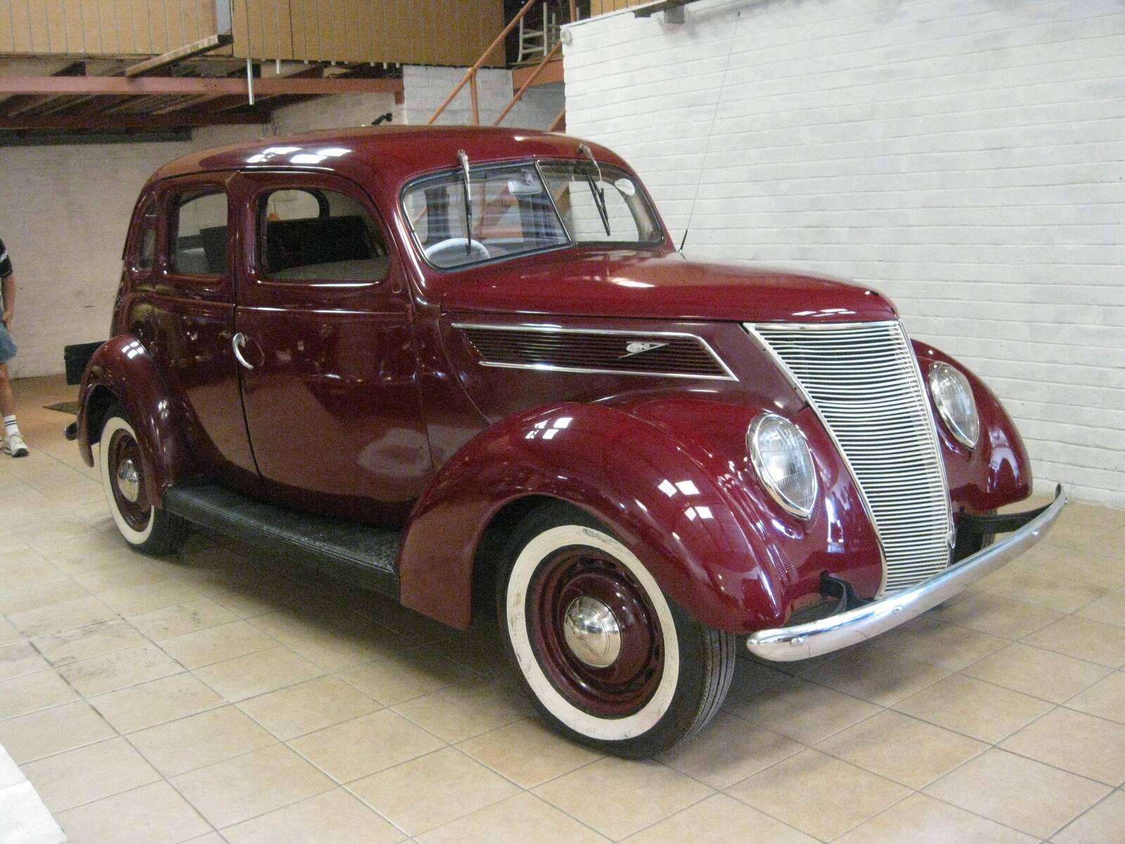 19 37 Ford 4 door
